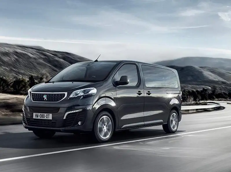 Peugeot e-Traveller